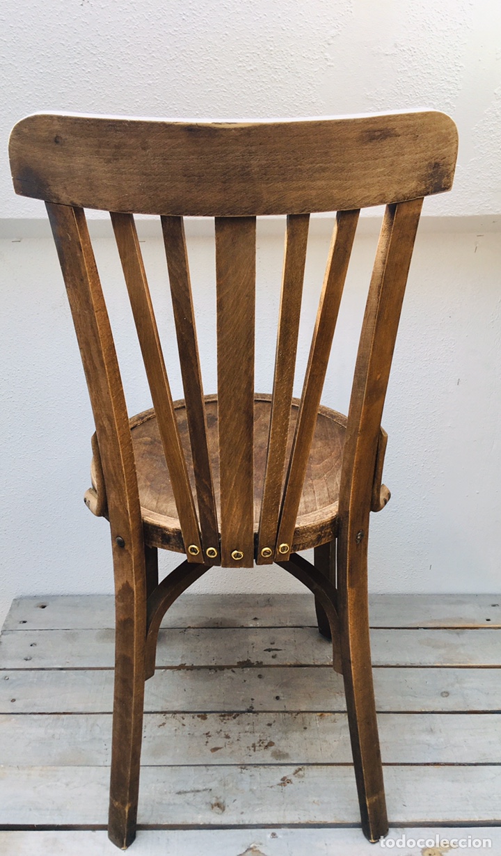 Antig&uuml;edades: Silla Bistro curvada estilo Thonet color marron - Foto 5