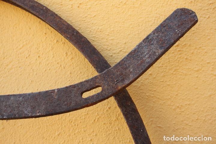 Antig&uuml;edades: Ajustador de duelas centenario o sargento de tonel - Foto 8