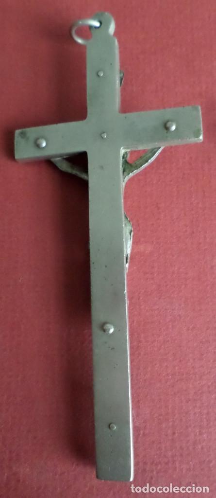 Antig&uuml;edades: Cristo metal y madera - Foto 2