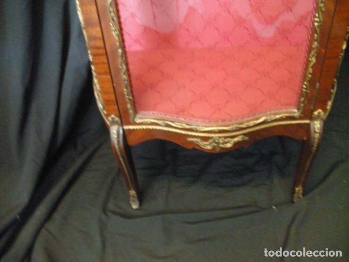 Antig&uuml;edades: vitrina francesa LUIS XV - - Foto 2