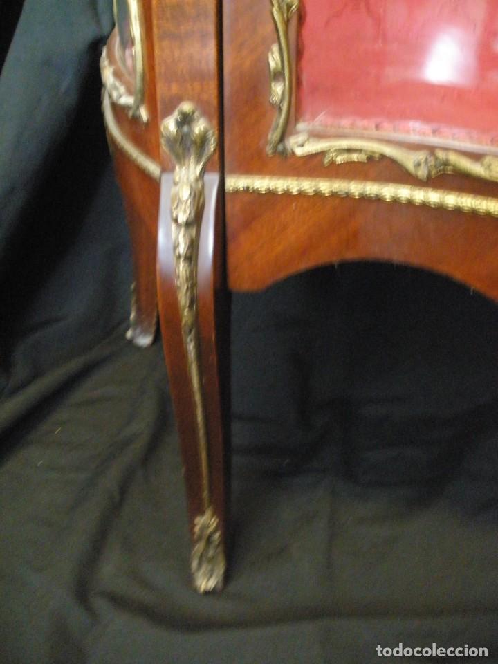 Antig&uuml;edades: vitrina francesa LUIS XV - - Foto 3