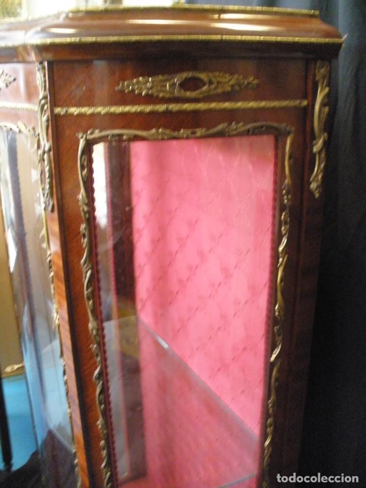 Antig&uuml;edades: vitrina francesa LUIS XV - - Foto 9