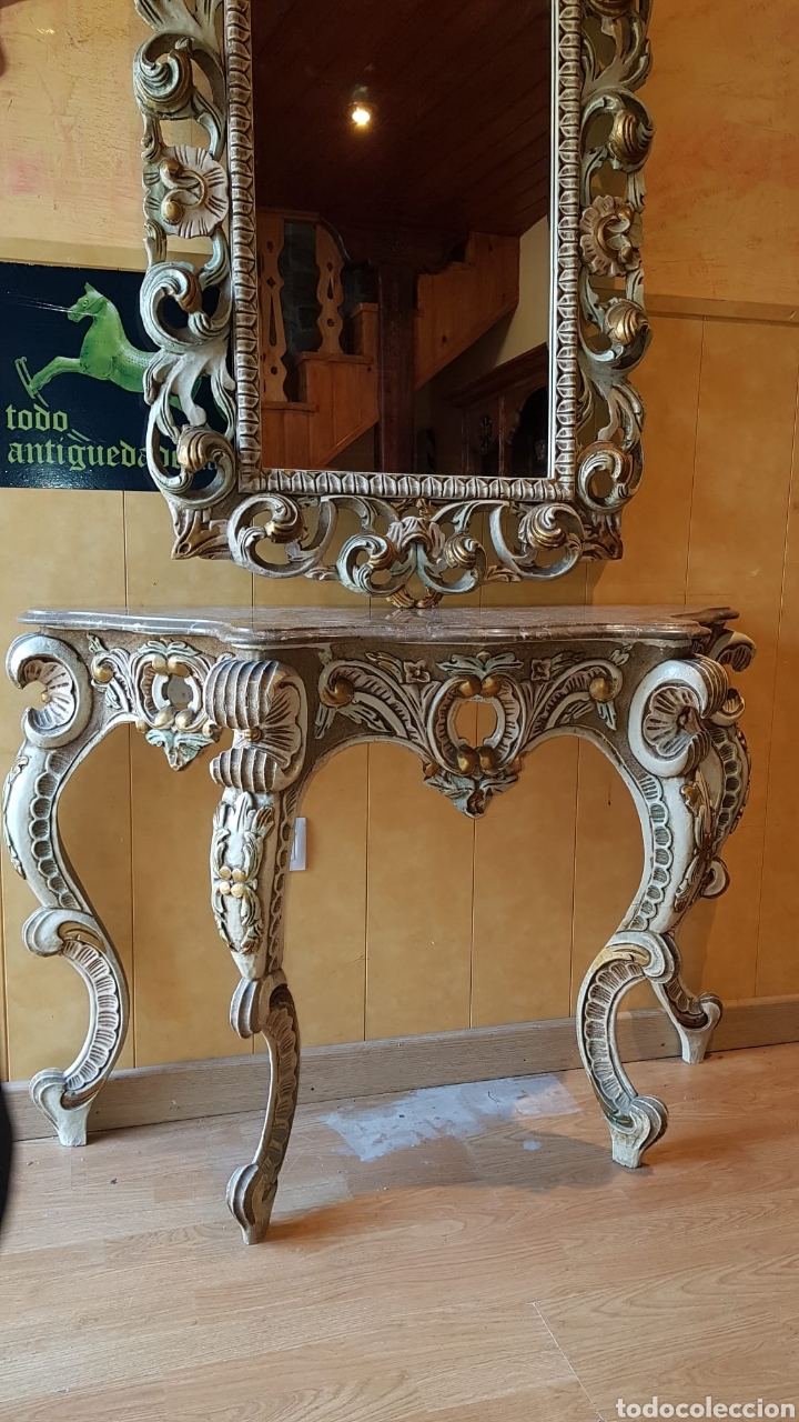 Antig&uuml;edades: Consola y espejo tallados - Foto 3