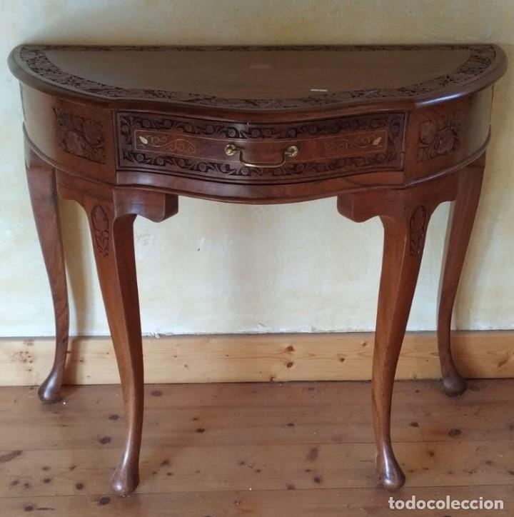 Antig&uuml;edades: comoda de madera buen estado - Foto 1