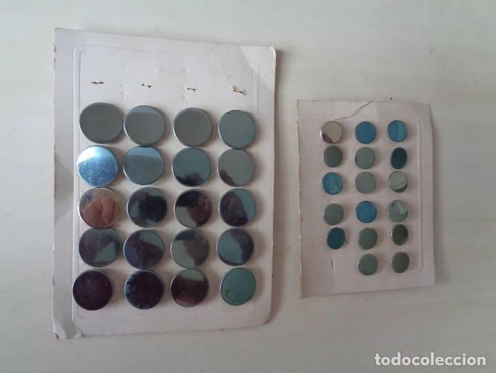 Antig&uuml;edades: LOTE DE ANTIGUOS BOTONES - Foto 1