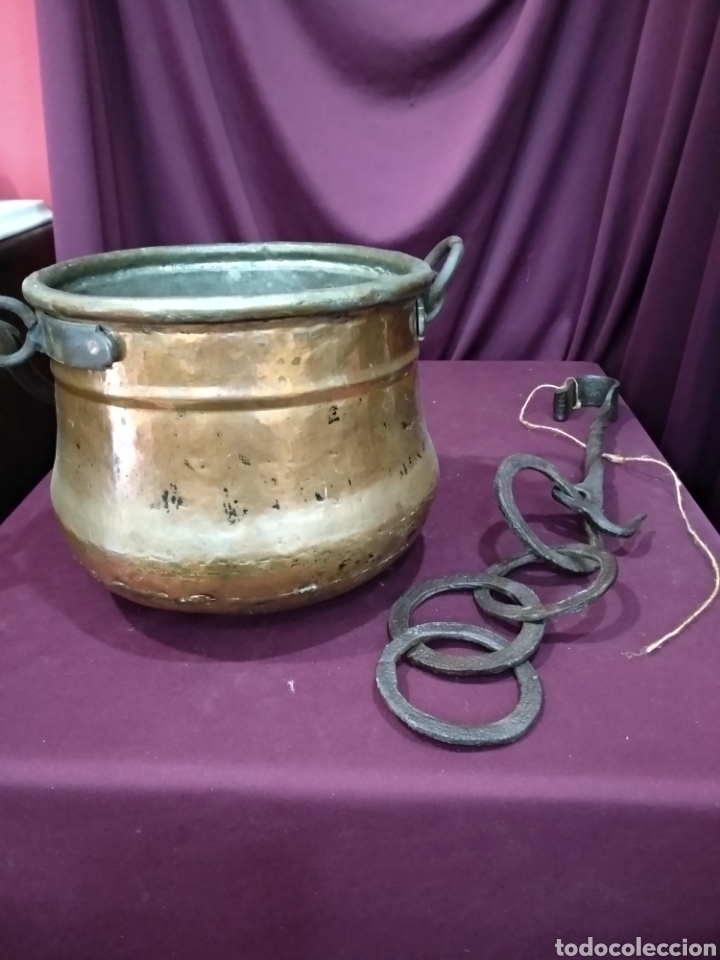 Antig&uuml;edades: Antigua Olla de cobre - Foto 1