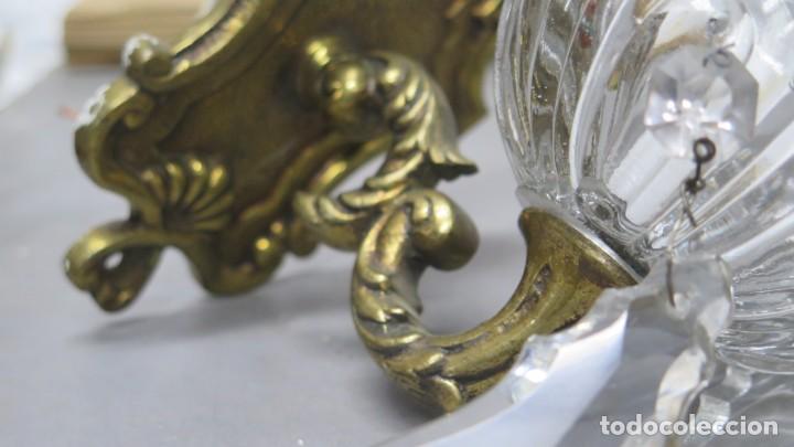 Antig&uuml;edades: APLIQUE DE BRONCE Y CRISTAL - Foto 4