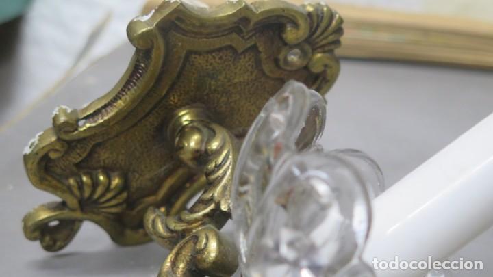 Antig&uuml;edades: APLIQUE DE BRONCE Y CRISTAL - Foto 5