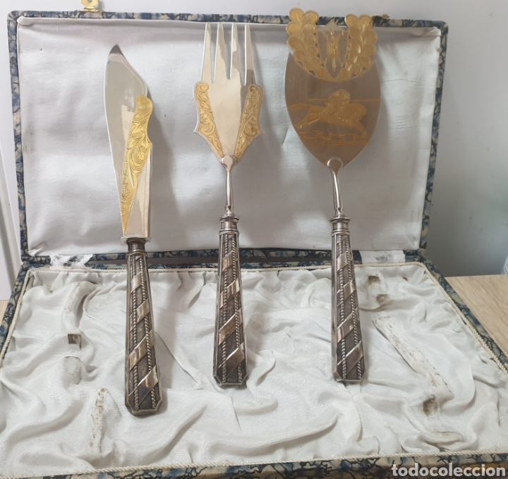 Antig&uuml;edades: Cubiertos de postre - Foto 1