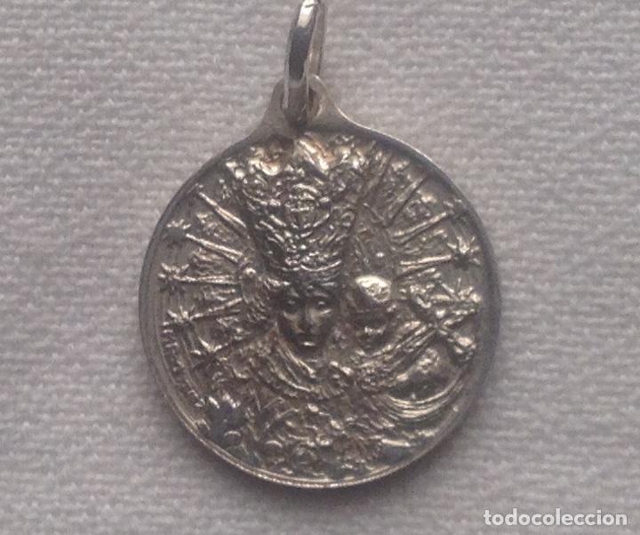 Antig&uuml;edades: MEDALLA VIRGEN DE LOS DESEMPARADOS - Foto 4