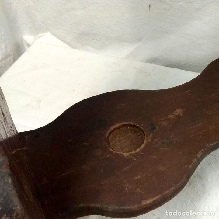 Antig&uuml;edades: Hachero porta cirios. - Foto 7