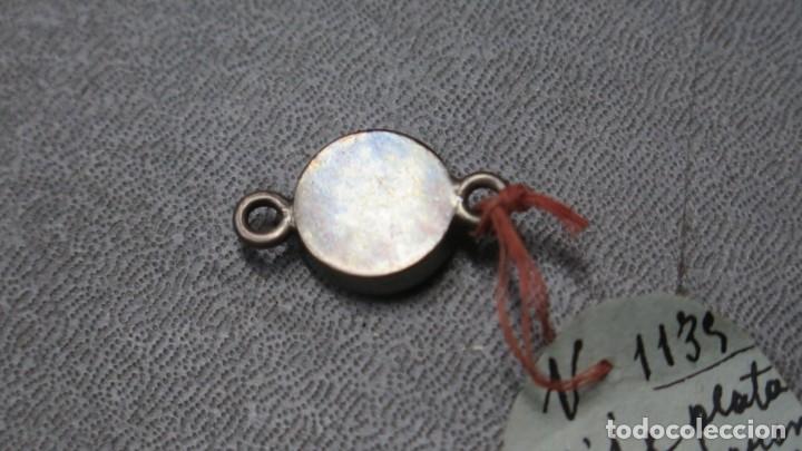 Antig&uuml;edades: DIJE DE PLATA Y ESMALTE. CORONA REAL - Foto 2