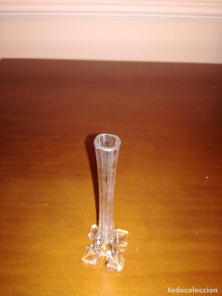 Antig&uuml;edades: Peque&ntilde;o violetera de cristal - Foto 2