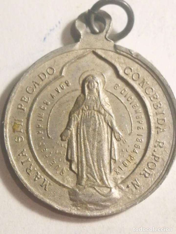 Antig&uuml;edades: Medalla Virgen Mar&iacute;a - Foto 1