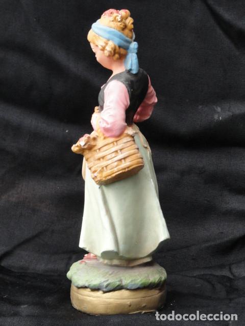 Antig&uuml;edades: FIGURA YESO PASTORA. - Foto 4