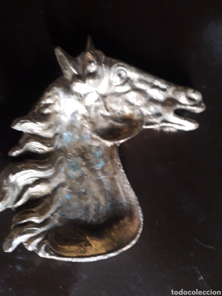 Antig&uuml;edades: Cenicero cabeza caballo bronce - Foto 4