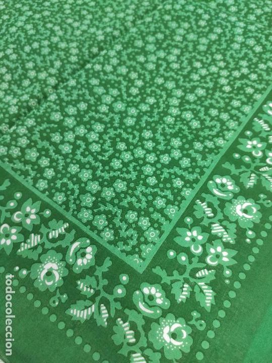 Antig&uuml;edades: Pa&ntilde;uelo de algod&oacute;n estampado en verde - Foto 5
