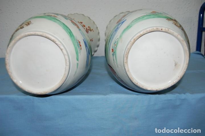 Antig&uuml;edades: PAREJA DE JARRONES EN PORCELANA ORIENTAL - Foto 11