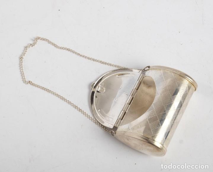 Antig&uuml;edades: Pastillero en forma de bolso plateado - Foto 2