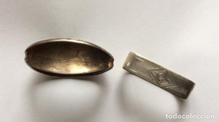 Antig&uuml;edades: Conjunto de servilleteros en plata y metal - Foto 3