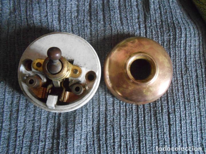 Antig&uuml;edades: INTERRUPTOR   DE  COBRE   Y    PORCELANA - Foto 4