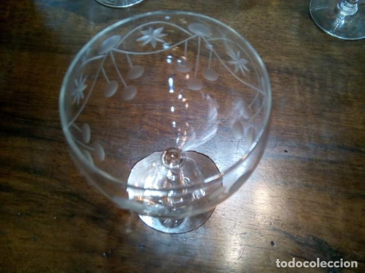 Antig&uuml;edades: * COPAS VINO.CRISTAL GRABADO. (Rf:G/*) - Foto 2