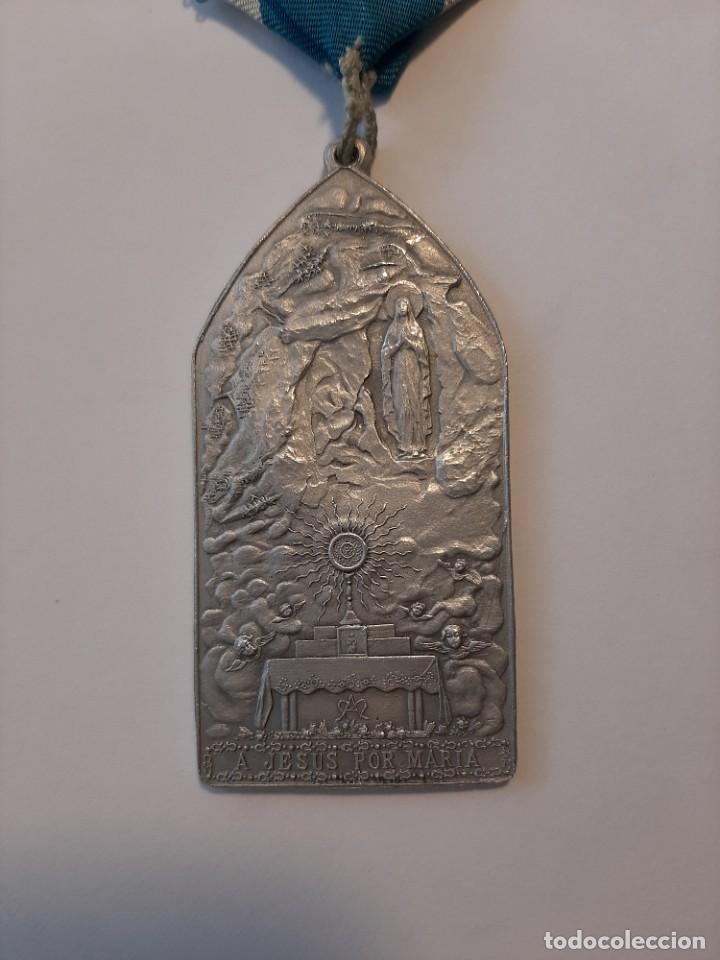 Antig&uuml;edades: Lote de tres medallas - Foto 7