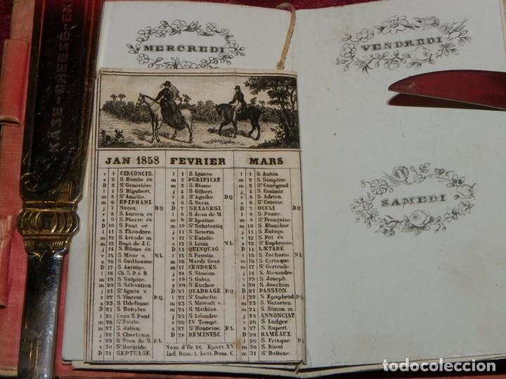 Antig&uuml;edades: Carnet de baile en n&aacute;car. 1858 - Foto 13
