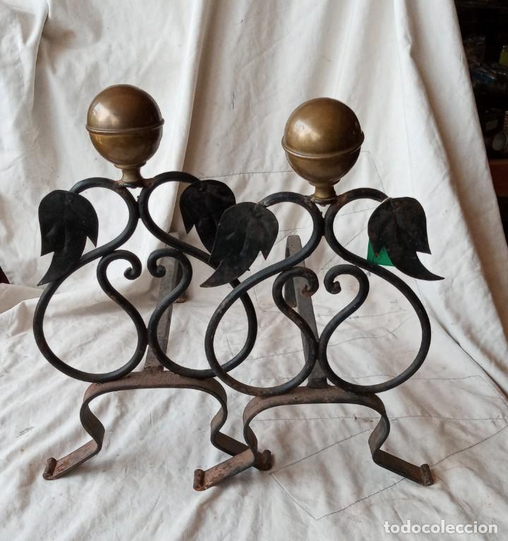 Antig&uuml;edades: Pareja de morillos de chimenea aniguos - Foto 2