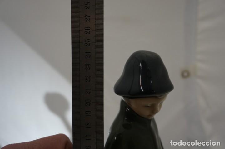 Antig&uuml;edades: PORCELANA NI&Ntilde;O CON PATO - Foto 3