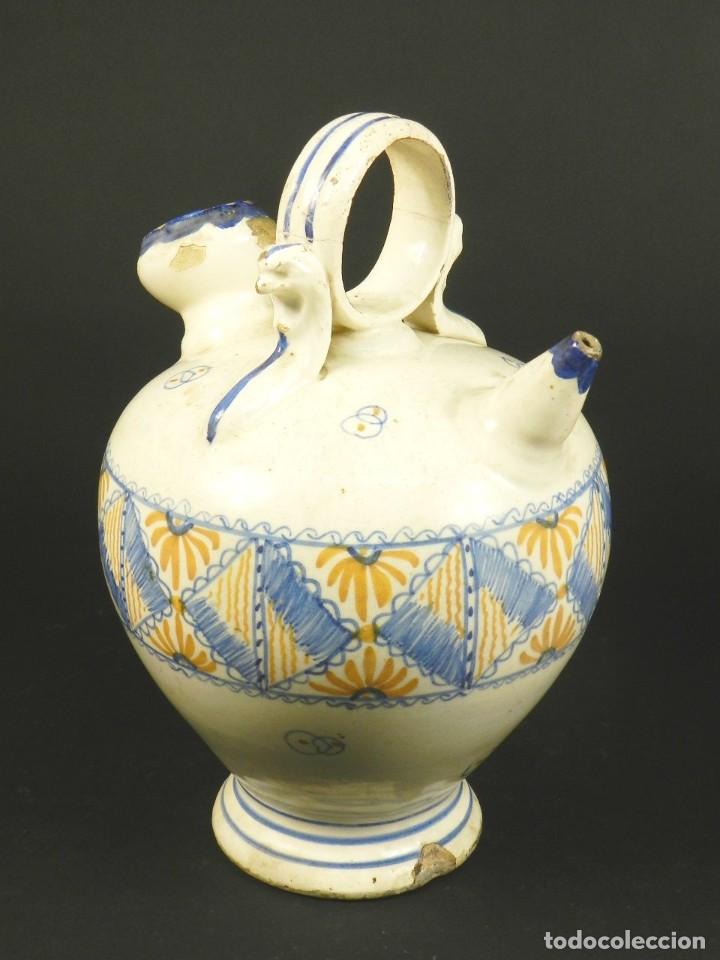 Antig&uuml;edades: BOTIJO DE TALAVERA SIGLO XIX - Foto 1