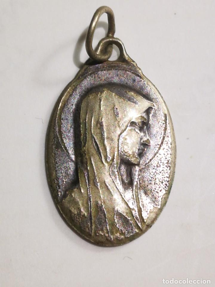 Antig&uuml;edades: Medalla Antigua Virgen Mar&iacute;a - Foto 1