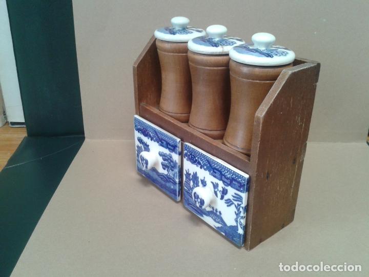 Antig&uuml;edades: Especiero  de porcelana inglesa. - Foto 5