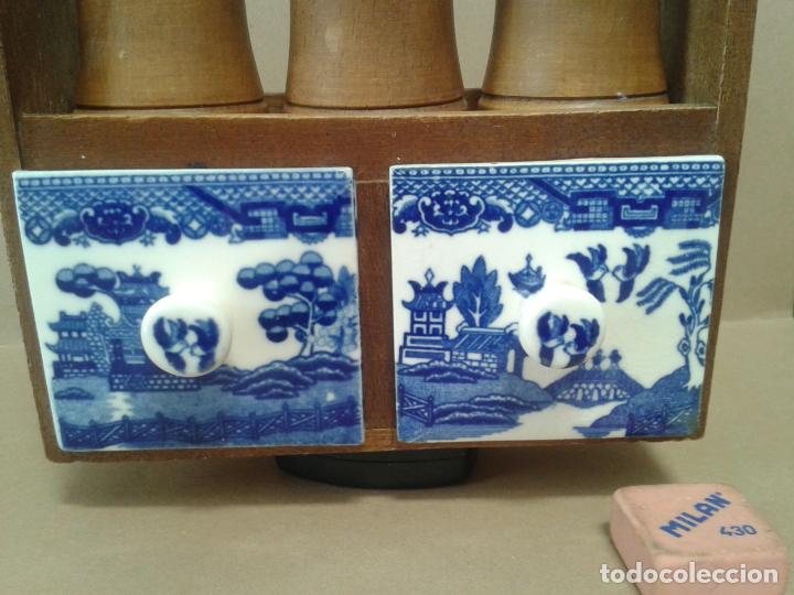 Antig&uuml;edades: Especiero  de porcelana inglesa. - Foto 7