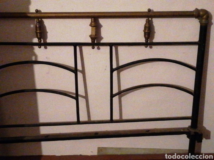 Antig&uuml;edades: Cama laton - Foto 2