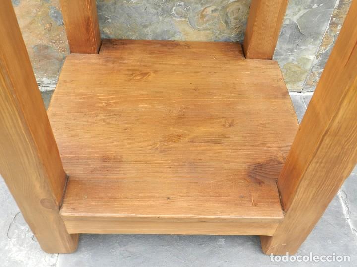 Antig&uuml;edades: MESA ALTA EN MADERA DE PINO - Foto 5