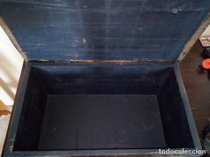 Antig&uuml;edades: BA&Uacute;L CAJA ANTIGUA CON RELIEVES - Foto 6