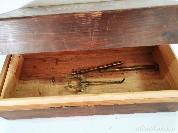 Antig&uuml;edades: - CAJA DE MADERA CORNETIN - Foto 3