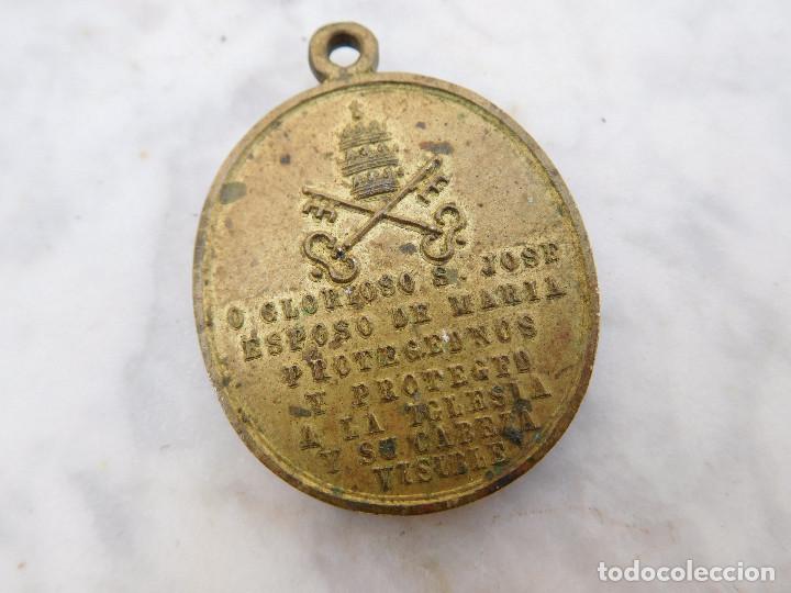 Antig&uuml;edades: Medalla antigua de san Jos&eacute; - Foto 2