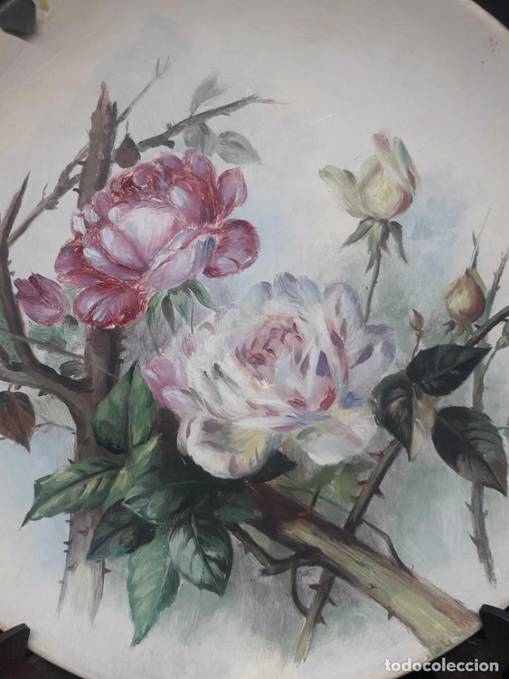 Antig&uuml;edades: Plato pintado a mano - Foto 2