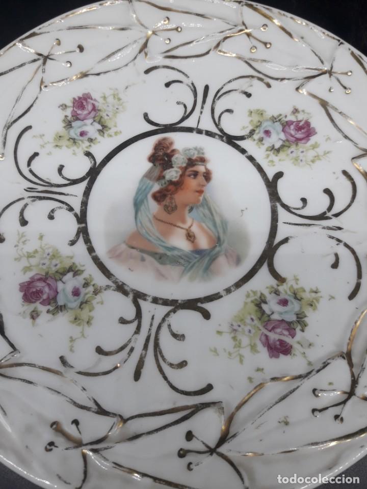 Antig&uuml;edades: Plato porcelana - Foto 2