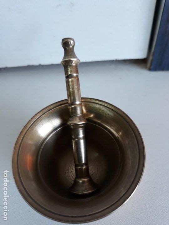Antig&uuml;edades: Mini almirez mortero brone antiguo - Foto 2