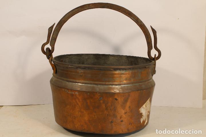 Antig&uuml;edades: OLLA-CUBO-CALDERO EN COBRE - Foto 1