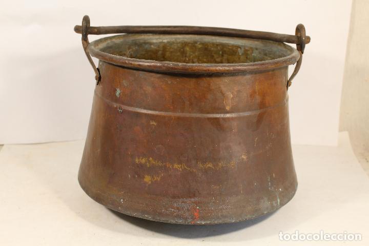 Antig&uuml;edades: OLLA-CUBO-CALDERO EN COBRE - Foto 1
