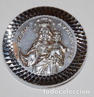 Antig&uuml;edades: PLACA CON IMAN MARIA AUXILIADRA - Foto 1