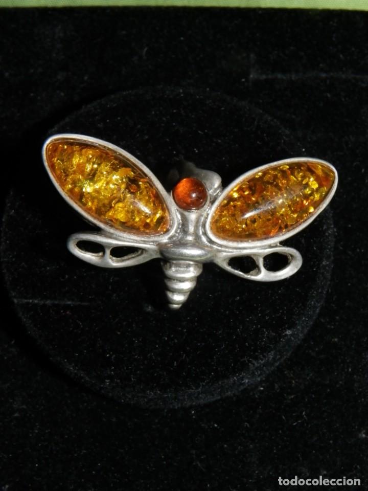 Antig&uuml;edades: Sortija mariposa ambar y plata - Foto 1