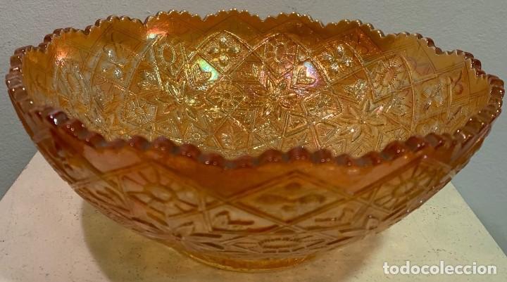 Antig&uuml;edades: Carnival Glass, frutero de cristal. - Foto 3