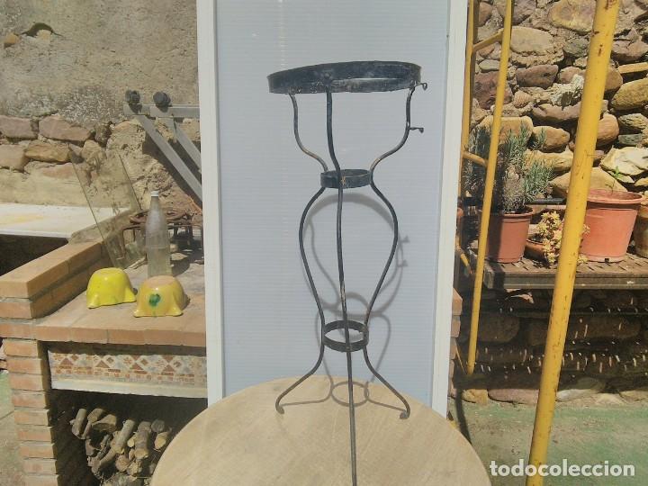 Antig&uuml;edades: Soporte antiguo palanganero - Foto 5