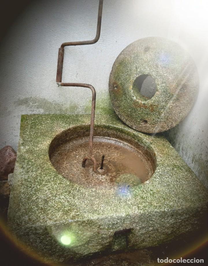 Antiques: Antig&uuml;o Molino de piedra de granito