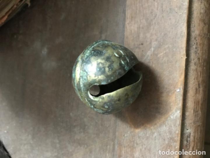 Antig&uuml;edades: Cascabel bronce - Foto 1